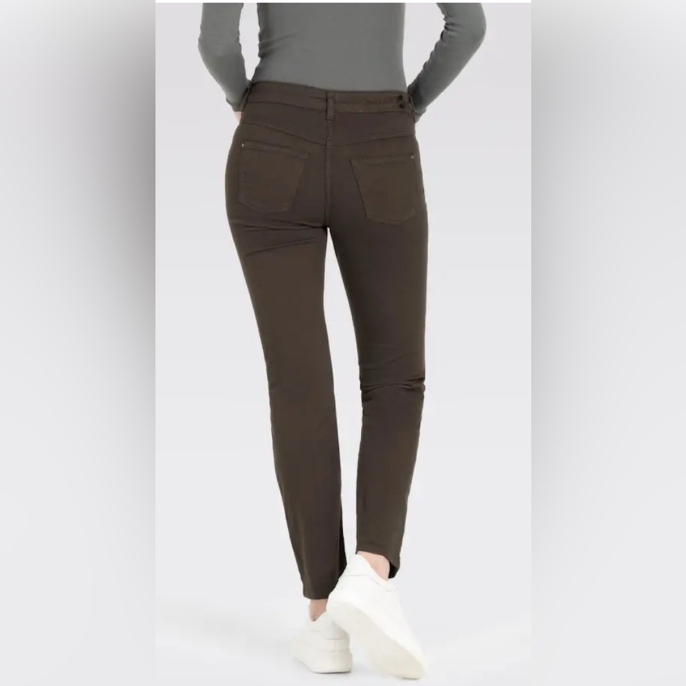 MAC- dream jeans size 10
